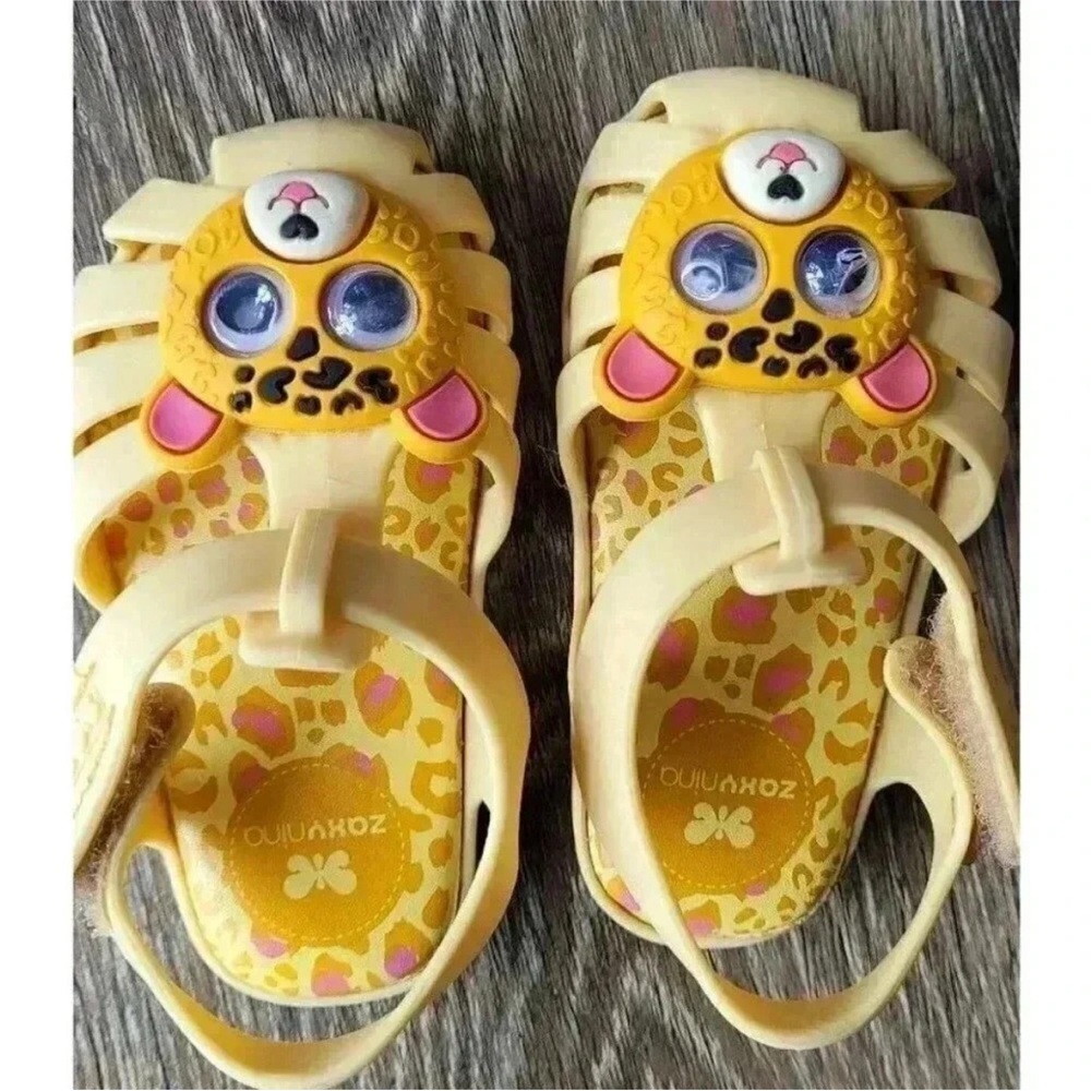 Yellow Cartoon Character Sandals with Ventilation